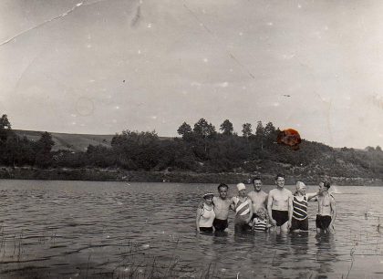 Badegäste An der Koberbachtalsperre 1928